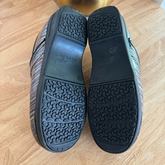 Dansko Profesional Nurse Multicolored Patent Leather Clogs Size EU 40 US 9.5/10 - Picture 15 of 16